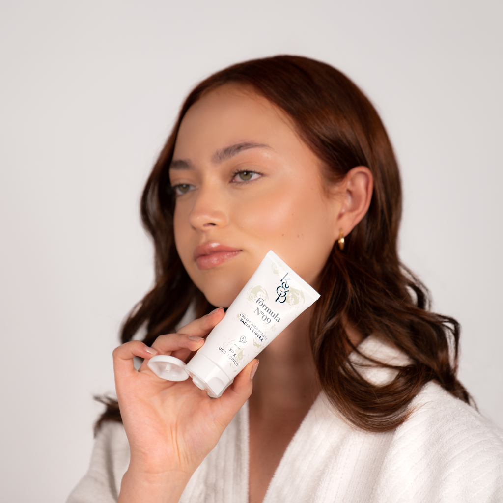 CREMA HIDRATANTE FACIAL LIGERA
